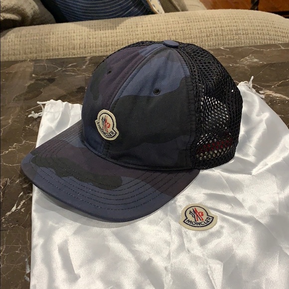 Moncler Dark Blue Camo Hat - Picture 1 of 5